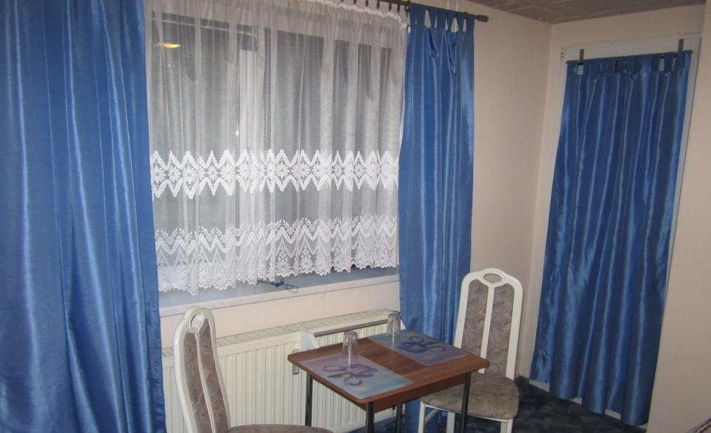 Гостевой дом Am Rasthof Dresdner Tor 3*